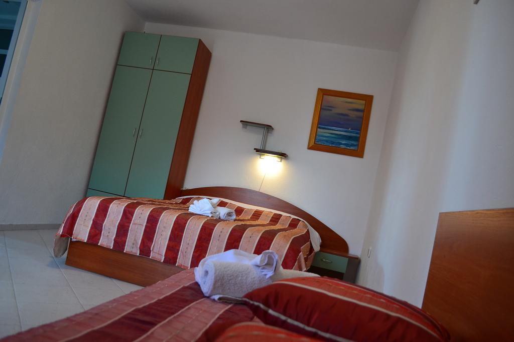בלצ'יק Family Hotel Magnolia חדר תמונה