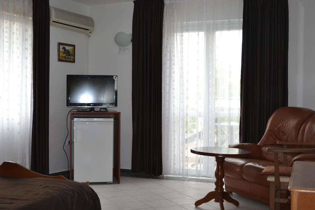 בלצ'יק Family Hotel Magnolia מראה חיצוני תמונה