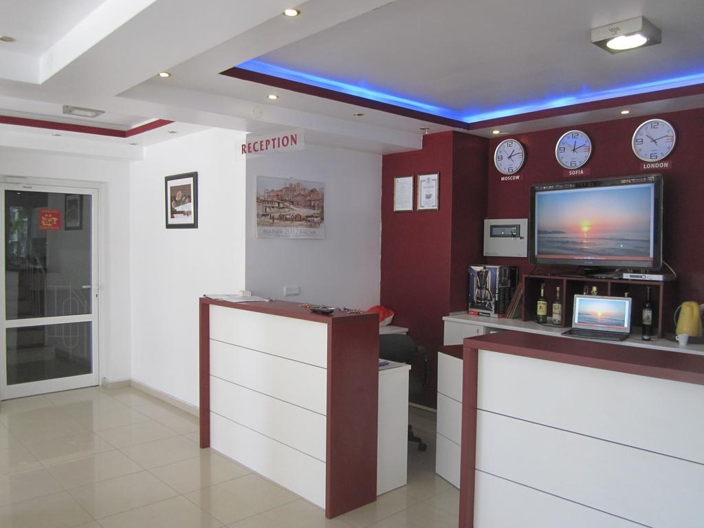 בלצ'יק Family Hotel Magnolia מראה חיצוני תמונה